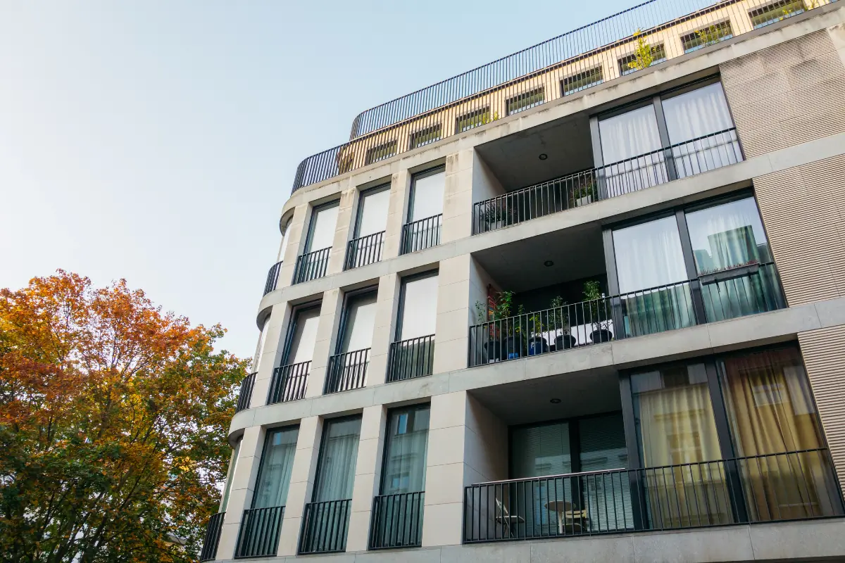 Combien coûte en moyenne un studio neuf à Montreuil en 2026 ?