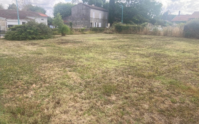 Terrain à partir de 600m² à Saint-Seurin-sur-l'Isle à Saint-Seurin-sur-l'Isle (33660)