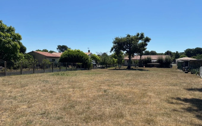 Terrain à partir de 726m² à Lesparre-Médoc à Lesparre-Médoc (33340)