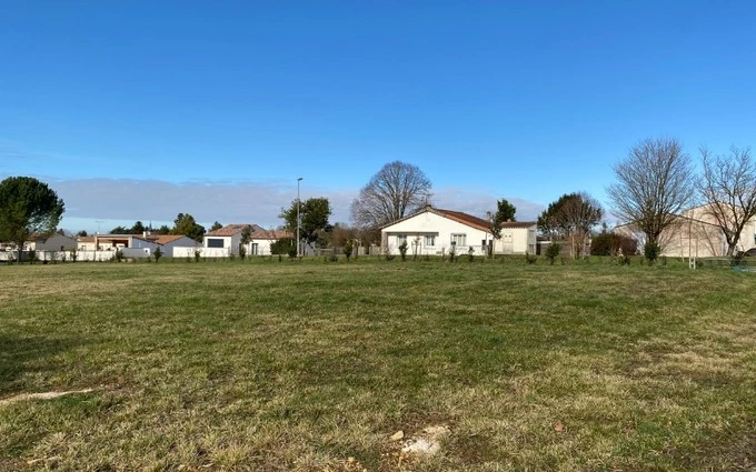 Terrain à partir de 780m² à Saint-Vaize à Saint-Vaize (17100)