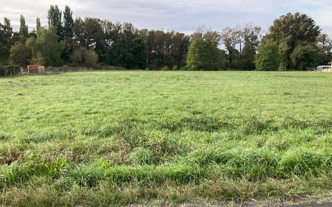 Terrain à partir de 1880m² à saint-antoine-sur-l'isle à Saint-Antoine-sur-l'Isle (33660)