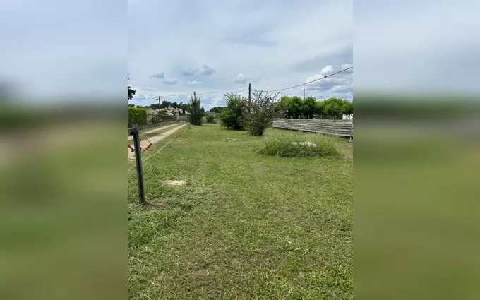 Terrain à partir de 387m² à cérons à Cérons