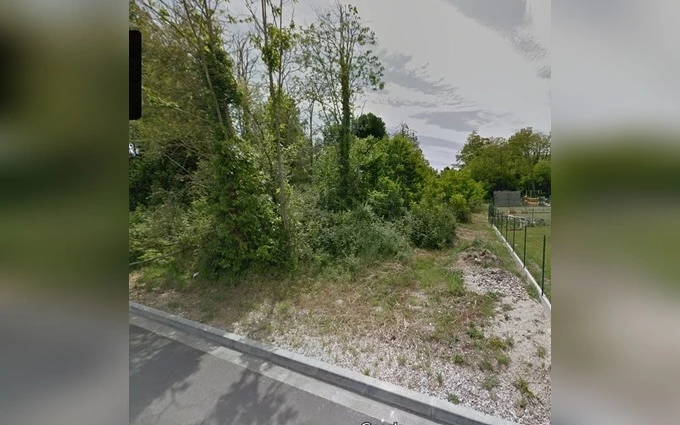 Terrain à partir de 420m² à la brède à La Brède