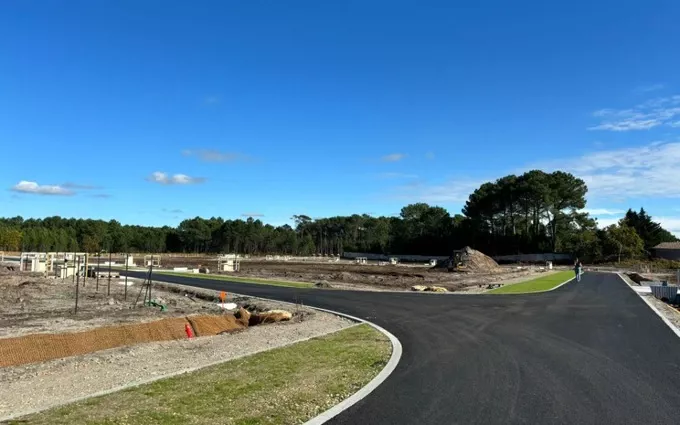 Terrain à partir de 600m² à landiras à Landiras (33720)