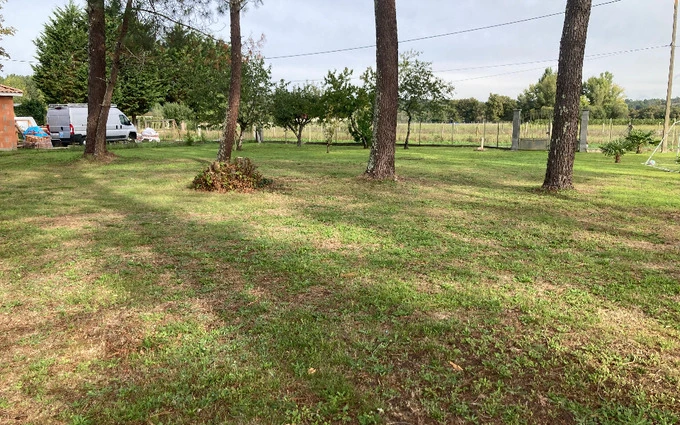 Terrain à partir de 900m² à les peintures à Peintures (33230)