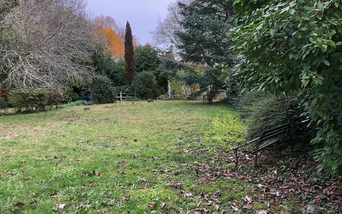 Terrain à partir de 580m² à saint-caprais-de-bordeaux à Saint-Caprais-de-Bordeaux