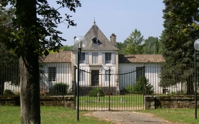 Hameau du minoy à Salles
