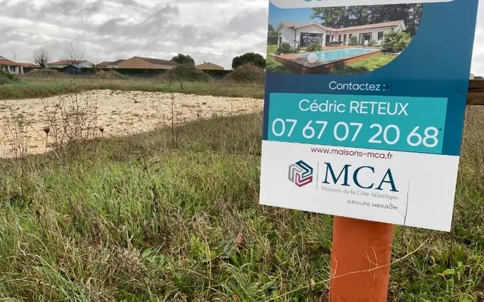 Terrain à partir de 617m² à corme-royal à Corme-Royal (17600)