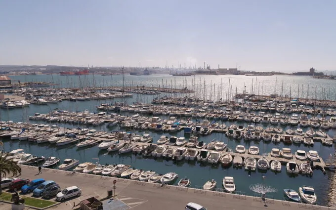 Esprit marina à Port-de-Bouc