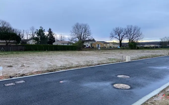 Terrain à partir de 666m² à saint-caprais-de-bordeaux à Saint-Caprais-de-Bordeaux