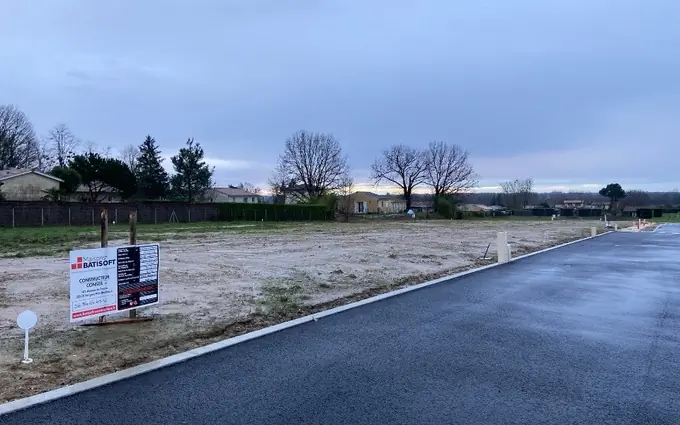 Terrain à partir de 700m² à verdelais à Verdelais