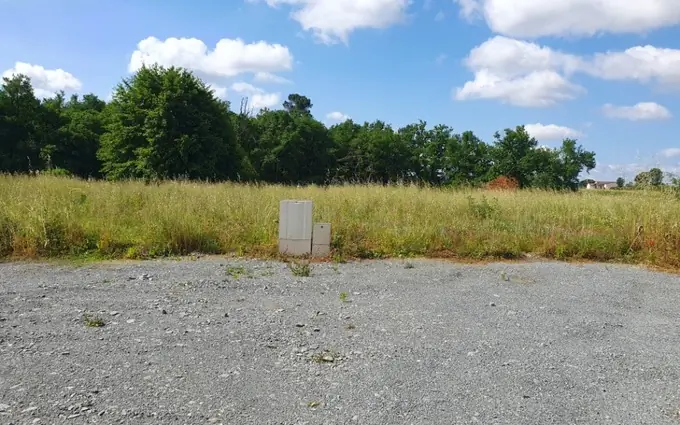 Terrain à partir de 601m² à pugnac à Pugnac (33710)