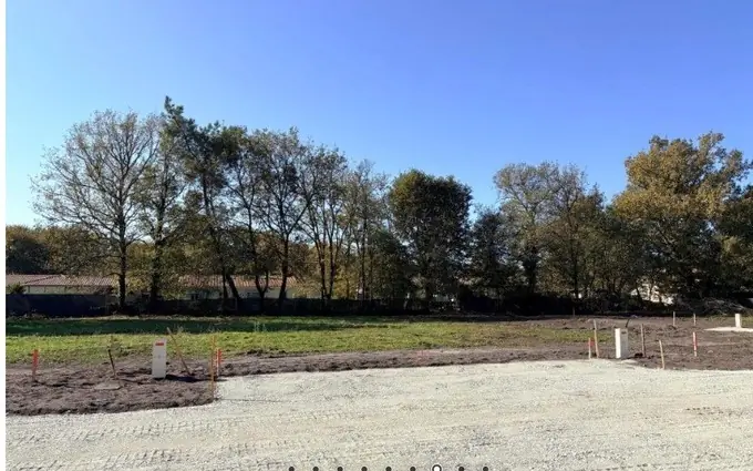 Terrain à partir de 800m² à saint-magne à Saint-Magne (33125)