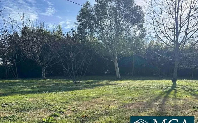 Terrain à partir de 600m² à arveyres à Arveyres