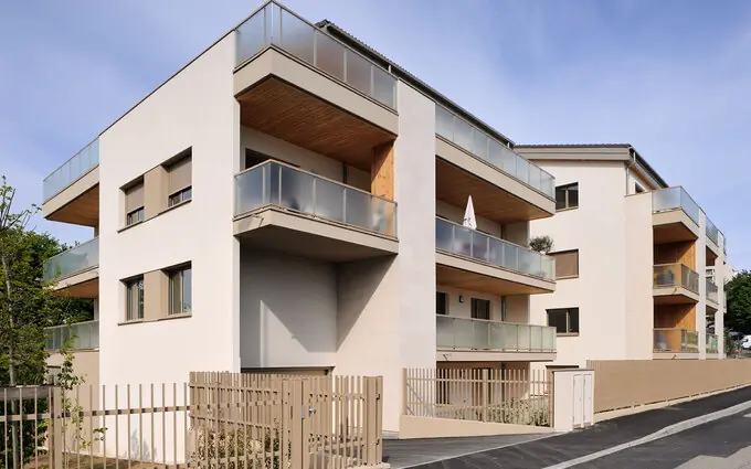 Singulier à Sainte-Foy-lès-Lyon