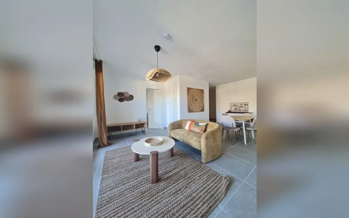 Les terrasses du colisée à Nîmes