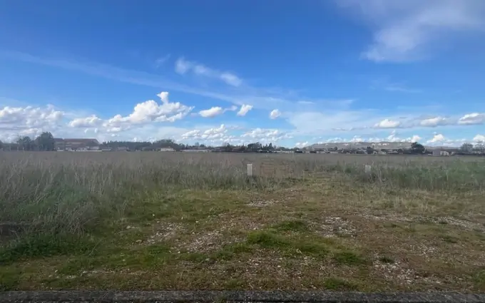 Terrain à partir de 890m² à aiguillon à Aiguillon