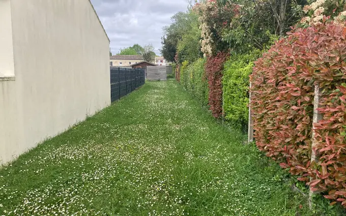 Terrain à partir de 887m² à nancras à Nancras