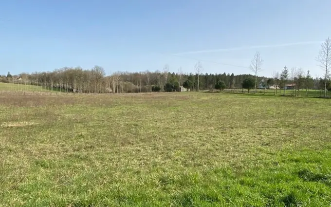 Terrain à partir de 3978m² à liorac-sur-louyre à Liorac-sur-Louyre