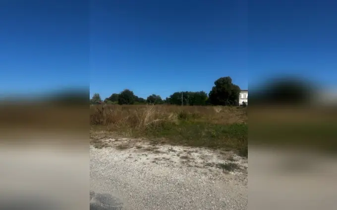 Terrain à partir de 800m² à saint-médard-de-guizières à Saint-Médard-de-Guizières (33230)