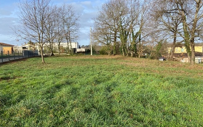 Terrain à bâtir à Baron à Baron (33750)