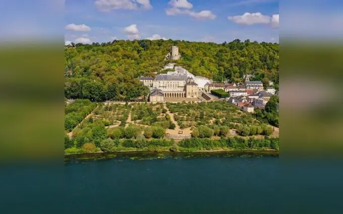Parc université à Mantes-la-Ville