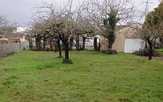 Terrain à partir de 738m² à semussac à Semussac