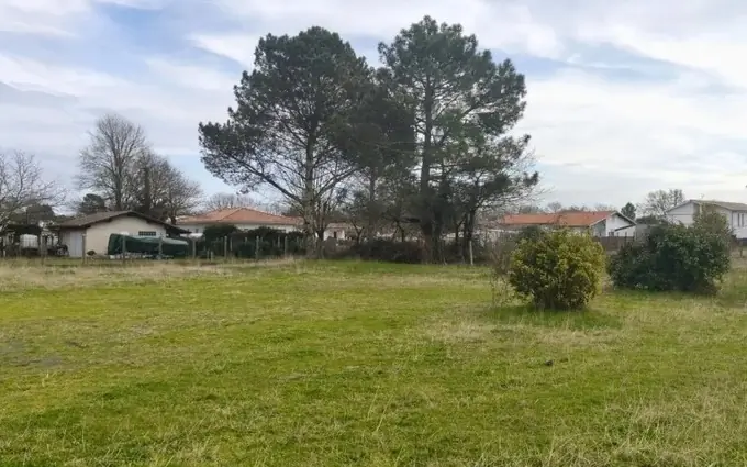 Terrain à partir de 700m² à Ychoux à Ychoux (40160)