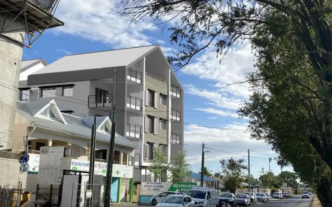 Saint-paul à proximité de la future écocité omega à Saint Paul