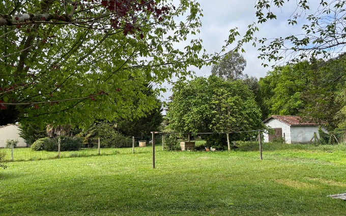 Terrain à bâtir à Cissac-Médoc à Cissac-Médoc (33250)