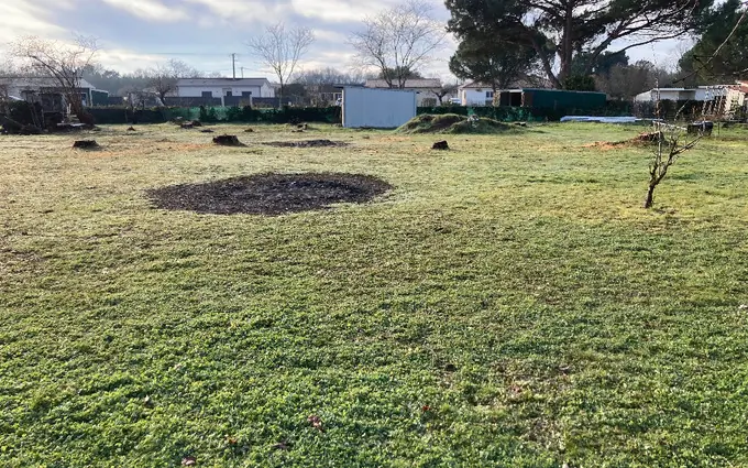 Terrain à partir de 900m² à les peintures à Peintures