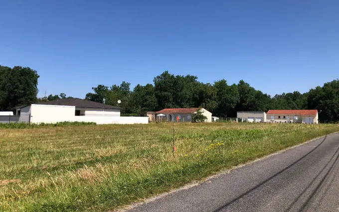 Terrain à partir de 600m² à reignac à Reignac (33860)