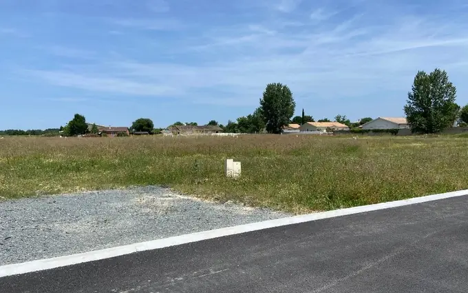 Terrain à partir de 479m² à créon à Créon