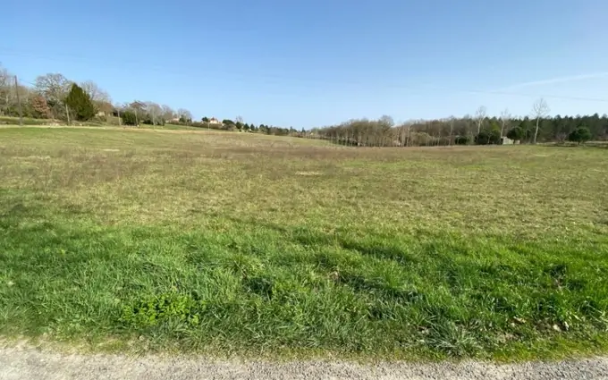 Terrain à partir de 3978m² à liorac-sur-louyre à Liorac-sur-Louyre (24520)