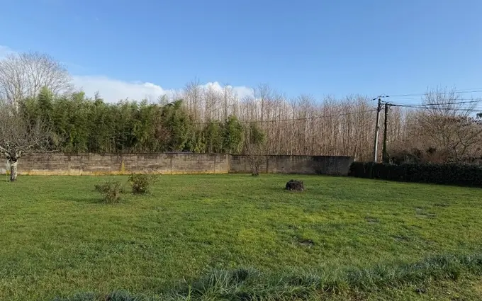Terrain à partir de 600m² à Landiras à Landiras (33720)