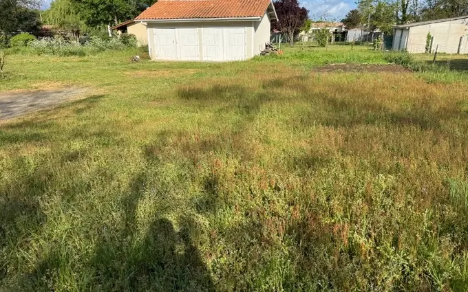 Terrain à partir de 540m² à Lesparre-Médoc à Lesparre-Médoc (33340)