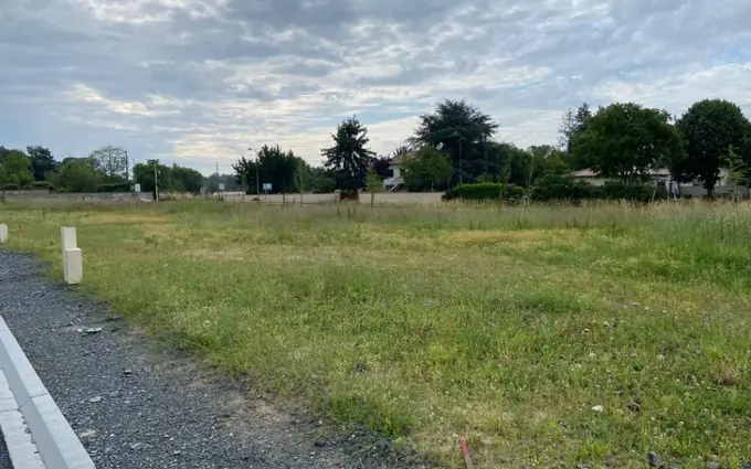 Terrain à partir de 492m² à Castelnau-de-Médoc à Castelnau-de-Médoc (33480)