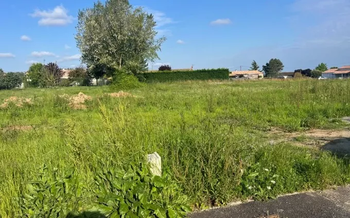 Terrain à bâtir à Sainte-Colombe-en-Bruilhois à Sainte-Colombe-en-Bruilhois (47310)