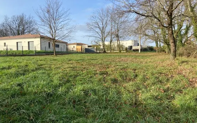 Terrain à partir de 640m² à Podensac à Podensac (33720)