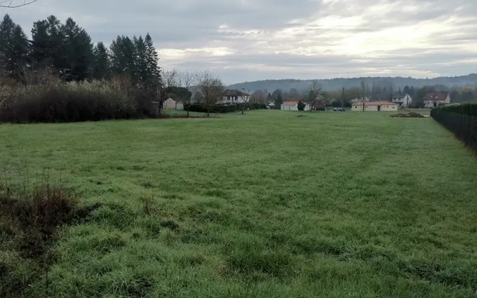 Terrain à partir de 1600m² à Savignac-les-Églises à Savignac-les-Églises (24420)