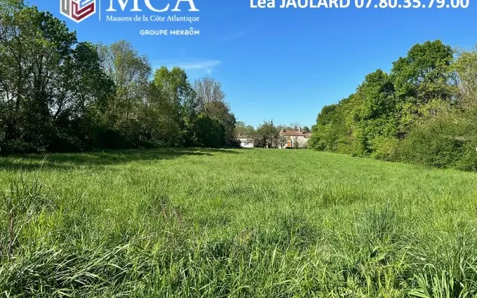 Terrain à partir de 311m² à Bouhet à Bouhet