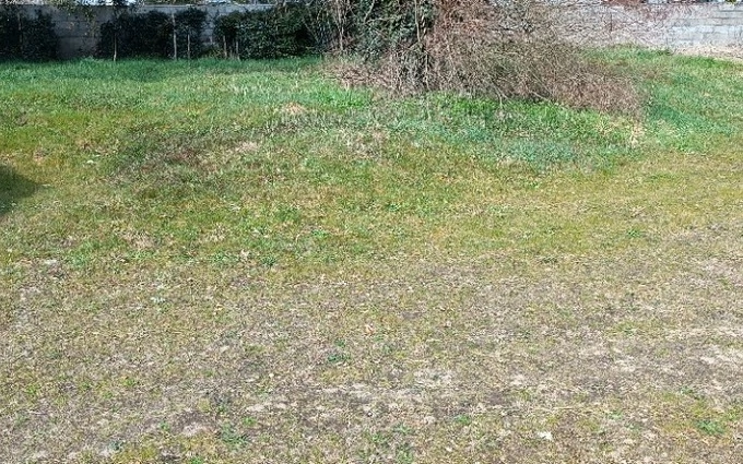Terrain à bâtir à Lagorce à Lagorce (33230)
