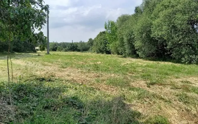 Terrain à partir de 2500m² à Nontron à Nontron (24300)