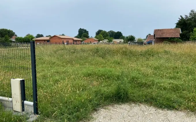 Terrain à partir de 400m² à Hourtin à Hourtin (33990)