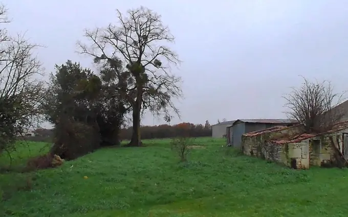 Terrain à partir de 1000m² à Saint-Sulpice-d'Arnoult à Saint-Sulpice-d'Arnoult