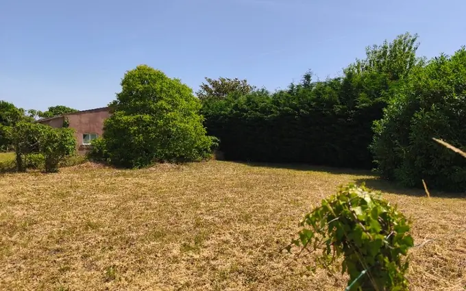 Terrain à partir de 1099m² à Saint-Sornin à Saint-Sornin (17600)