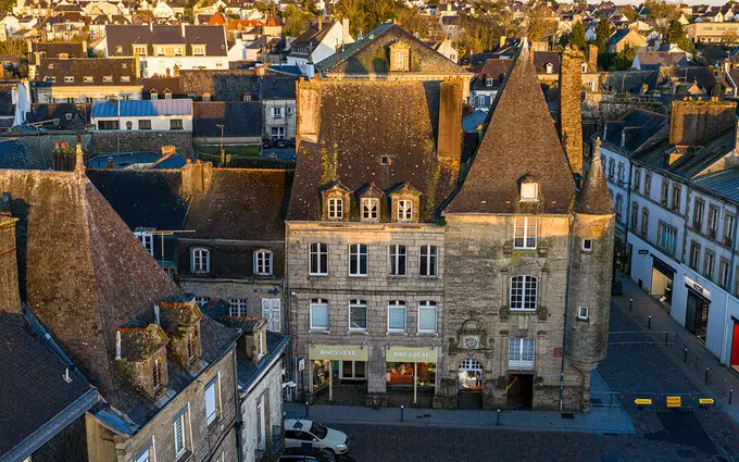 Pontivy réhabilitation face à la place du Martray à Pontivy (56300)