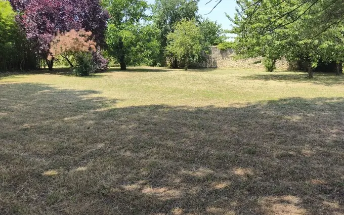 Terrain à partir de 1020m² à Saint-Romain-de-Benet à Saint-Romain-de-Benet (17600)