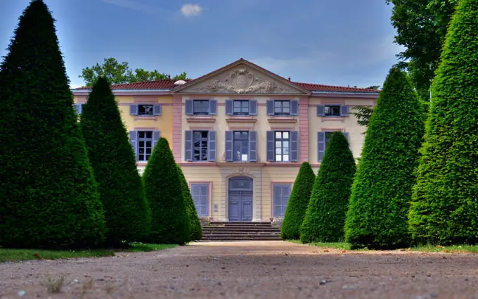 Le Cèdre Bleu à Grigny