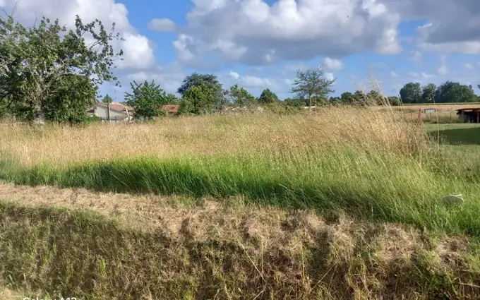 Terrain à partir de 1378m² à Coux à Coux (17130)